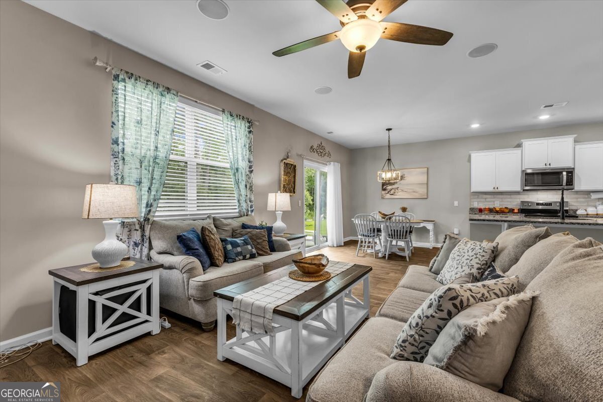 243 Wedge Circle Richmond Hill - Photo 18