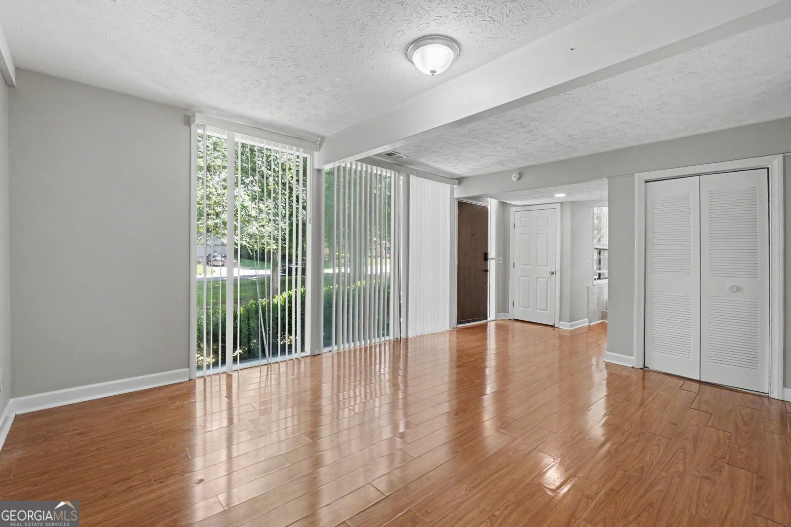 350 Willow Glenn Court Marietta - Photo 11
