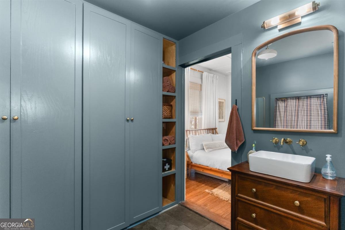 318 South Street Greensboro - Photo 22