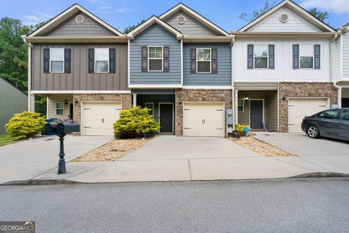 902 Creel Lane Atlanta - main photo