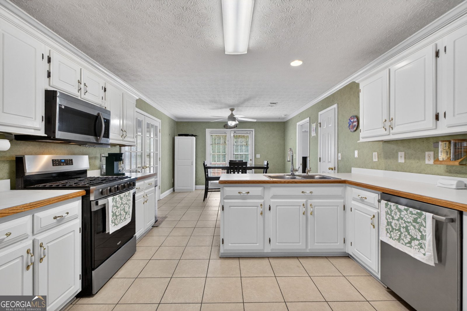 196 Ashley Drive McDonough - Photo 11