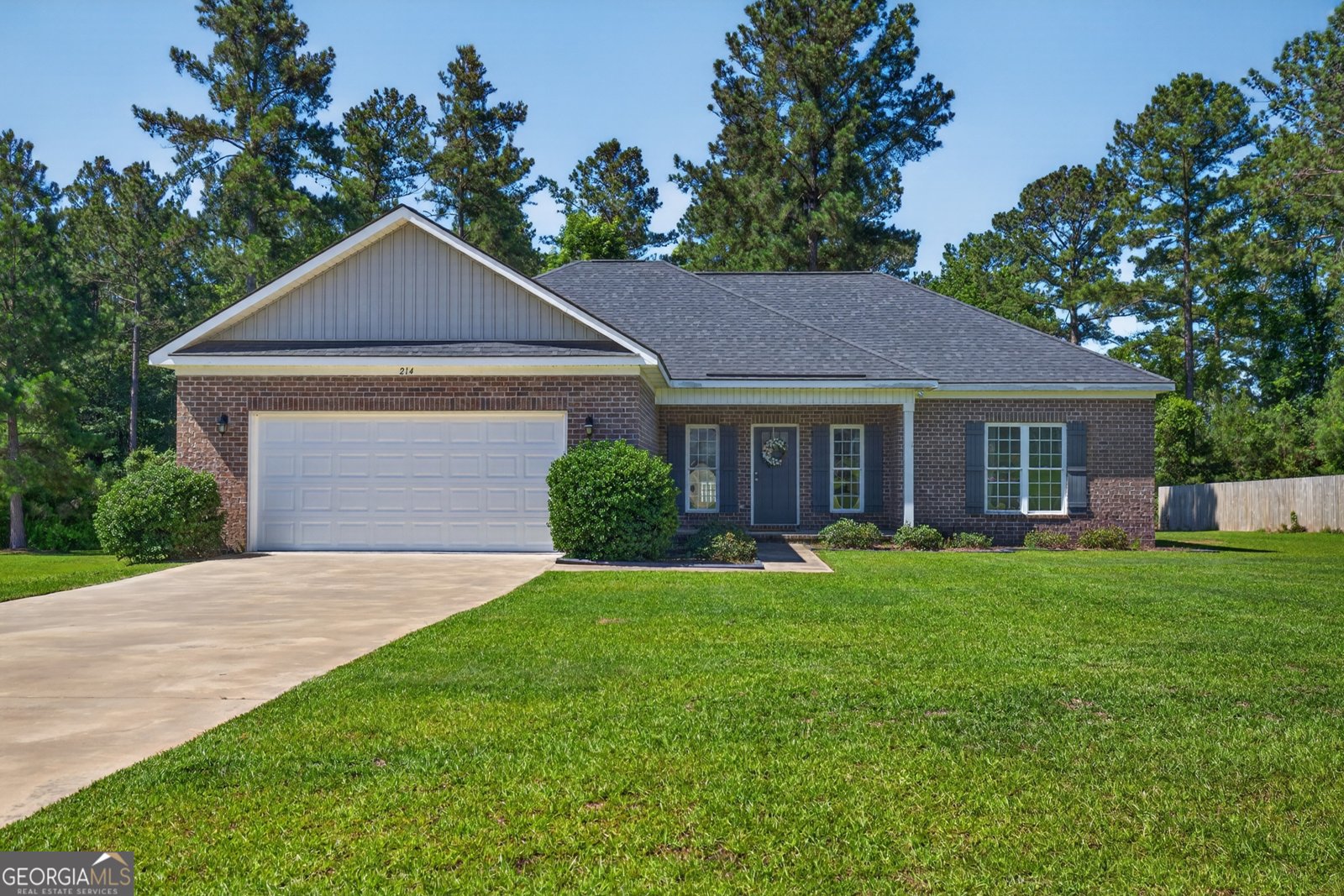 214 Dewpoint Drive Statesboro - main photo