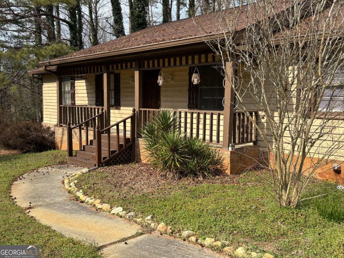 2781 brackenwood Drive Snellville - main photo