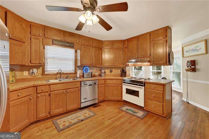 1440 Briers Drive Stone Mountain - Photo 8