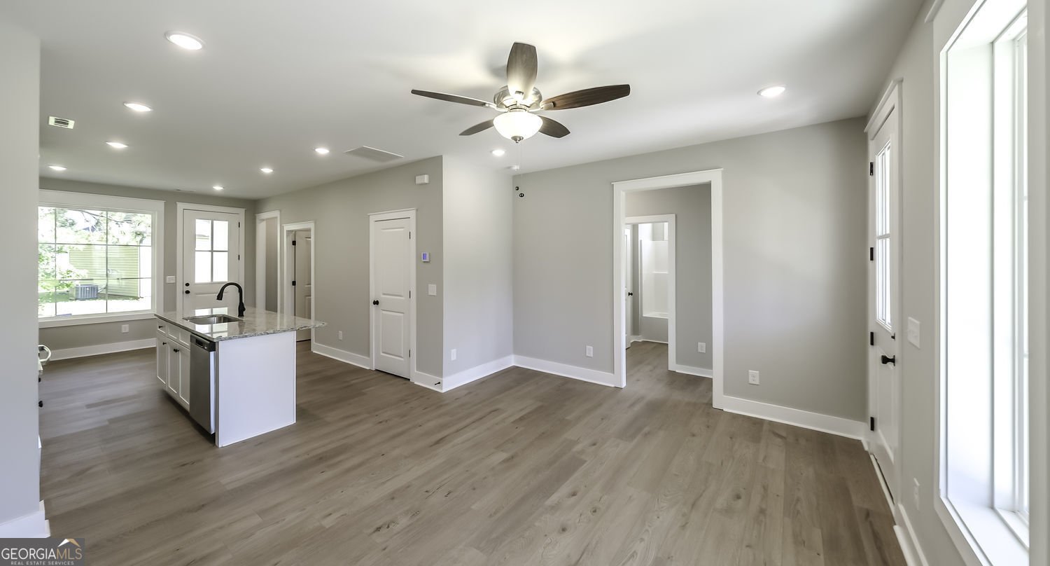 613 River Drive carrollton - Photo 8