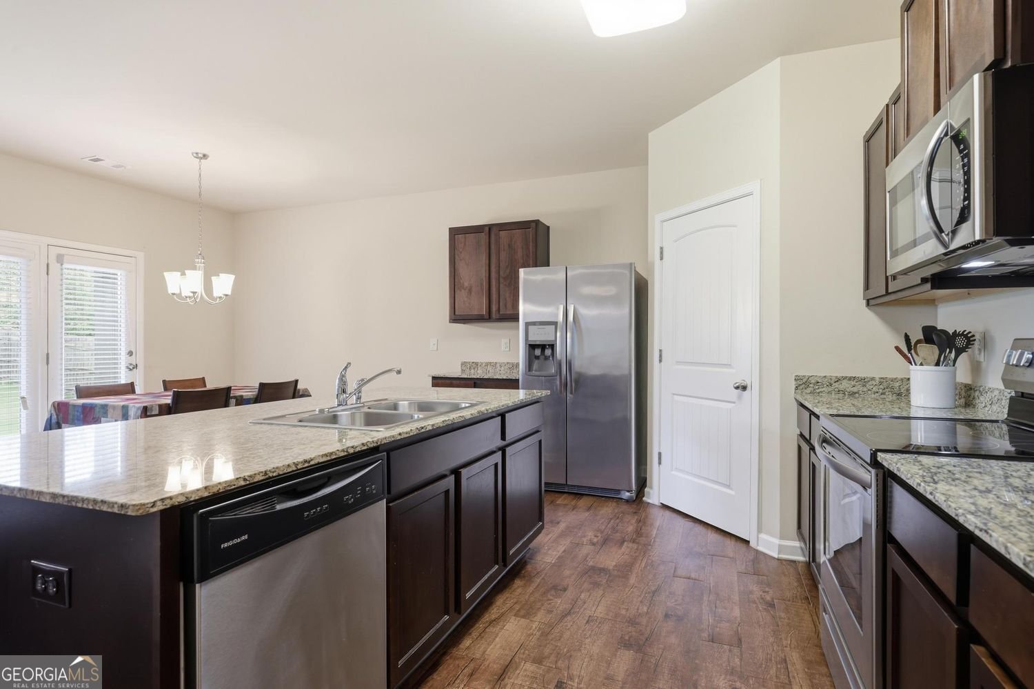 8482 Glenview Street Douglasville - Photo 10