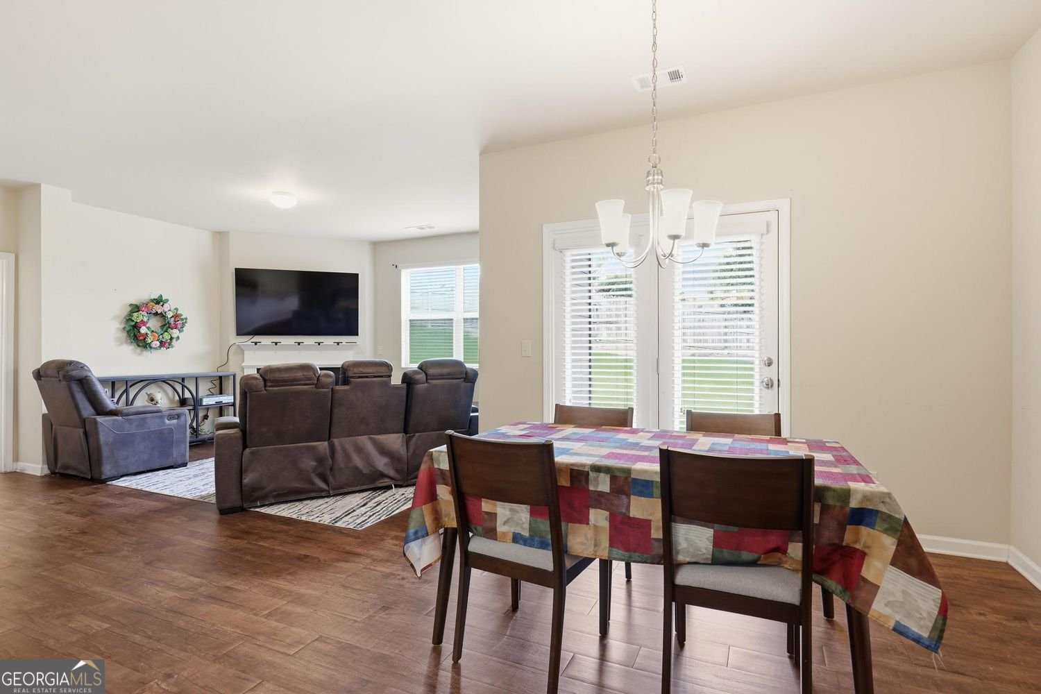 8482 Glenview Street Douglasville - Photo 9