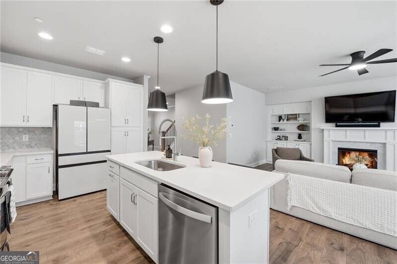 354 Hayden Circle Woodstock - Photo 13