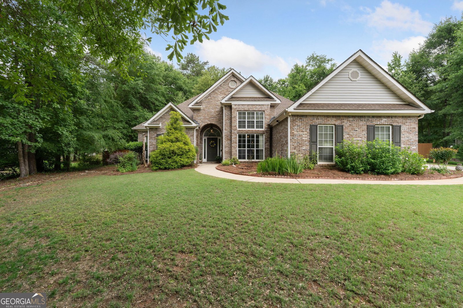 1134 River Green Court McDonough - main photo
