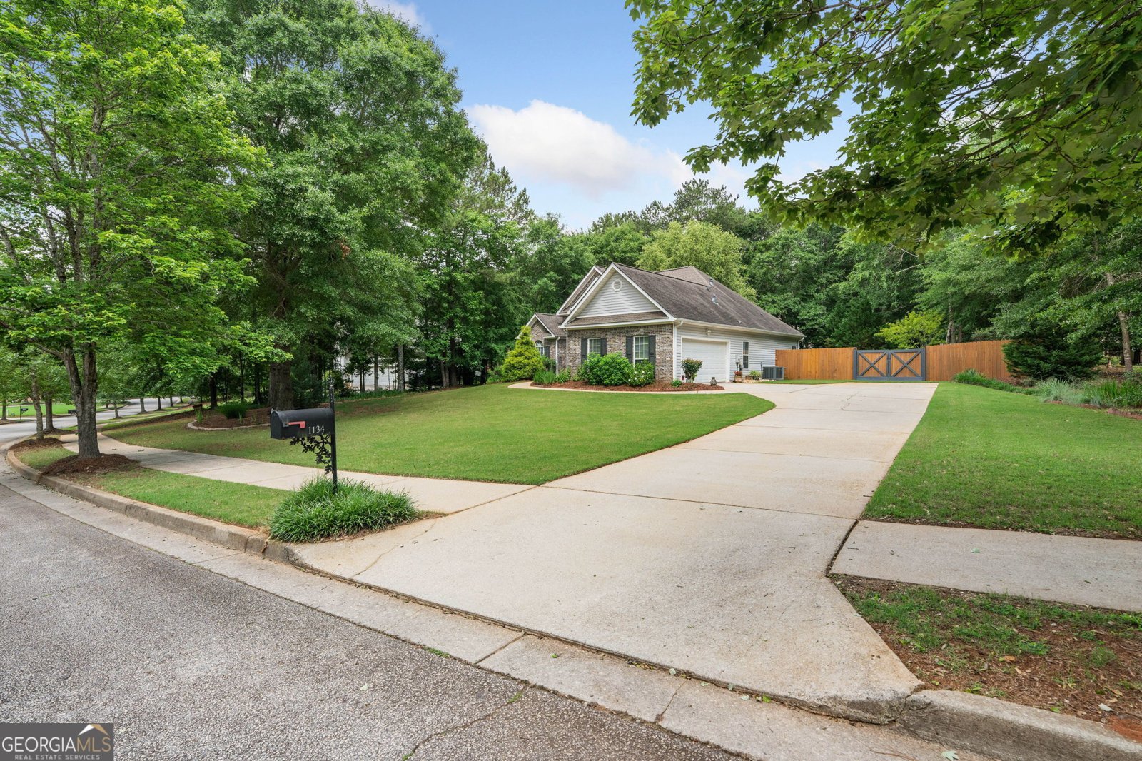 1134 River Green Court McDonough - Photo 33