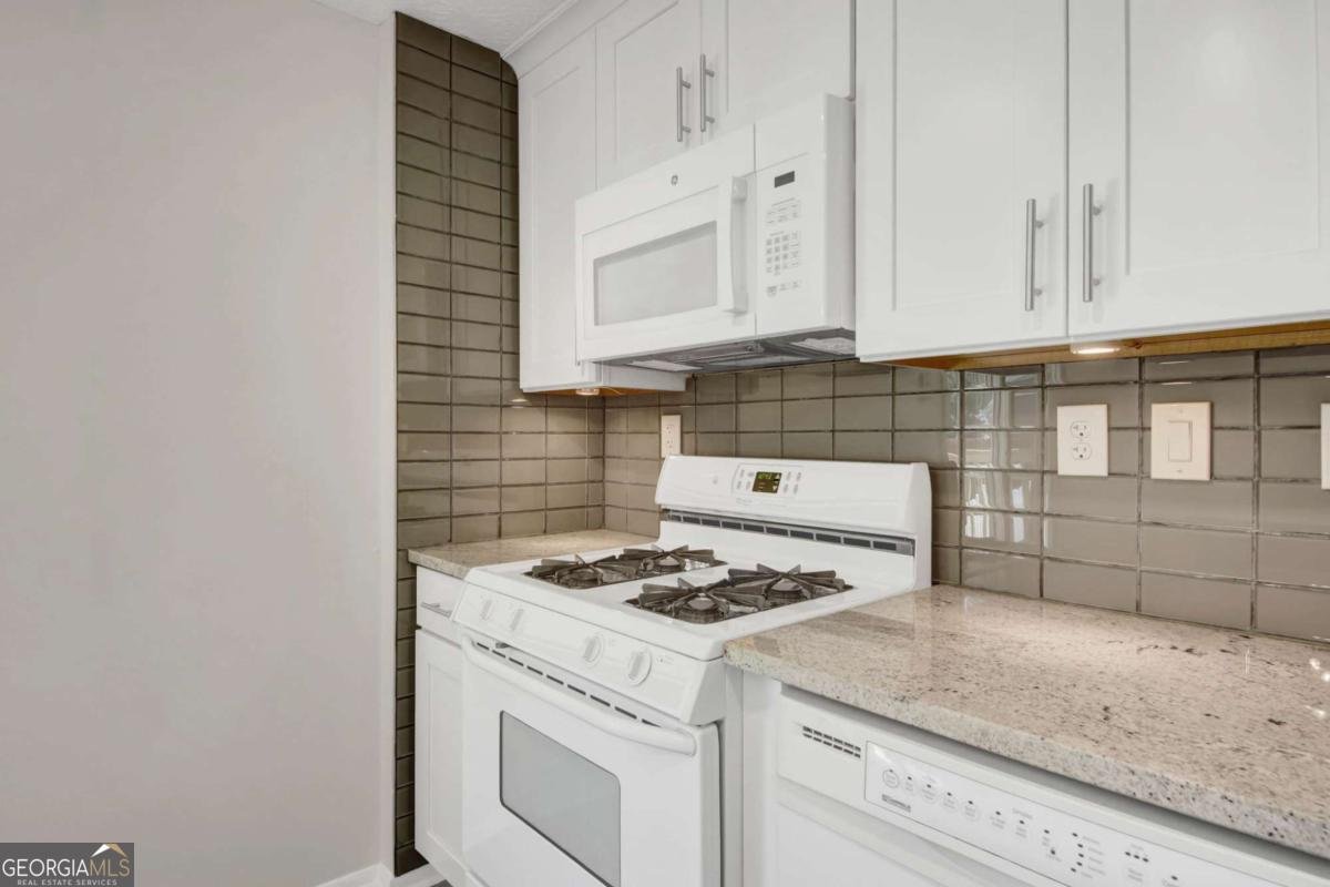 570 Sheringham Court Roswell - Photo 13