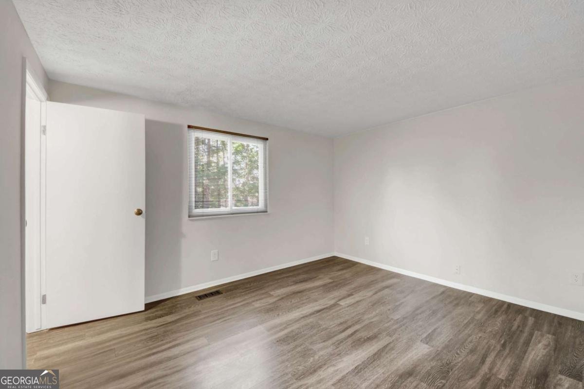 570 Sheringham Court Roswell - Photo 21