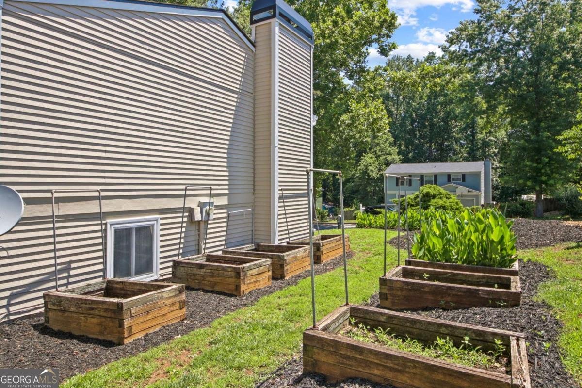 570 Sheringham Court Roswell - Photo 28