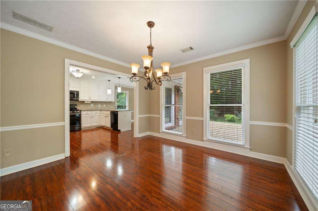 300 Brickleberry Drive Roswell - Photo 10
