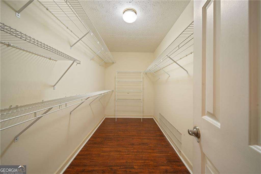 300 Brickleberry Drive Roswell - Photo 23