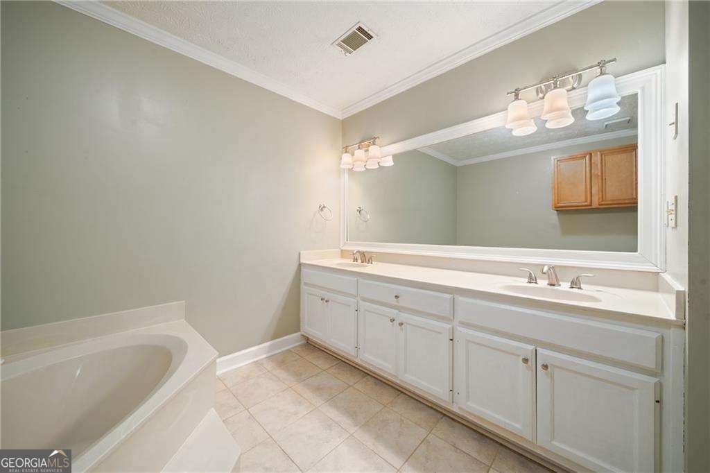 300 Brickleberry Drive Roswell - Photo 24