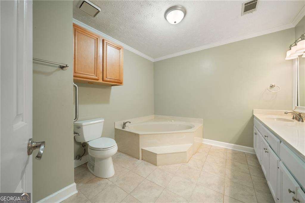 300 Brickleberry Drive Roswell - Photo 25