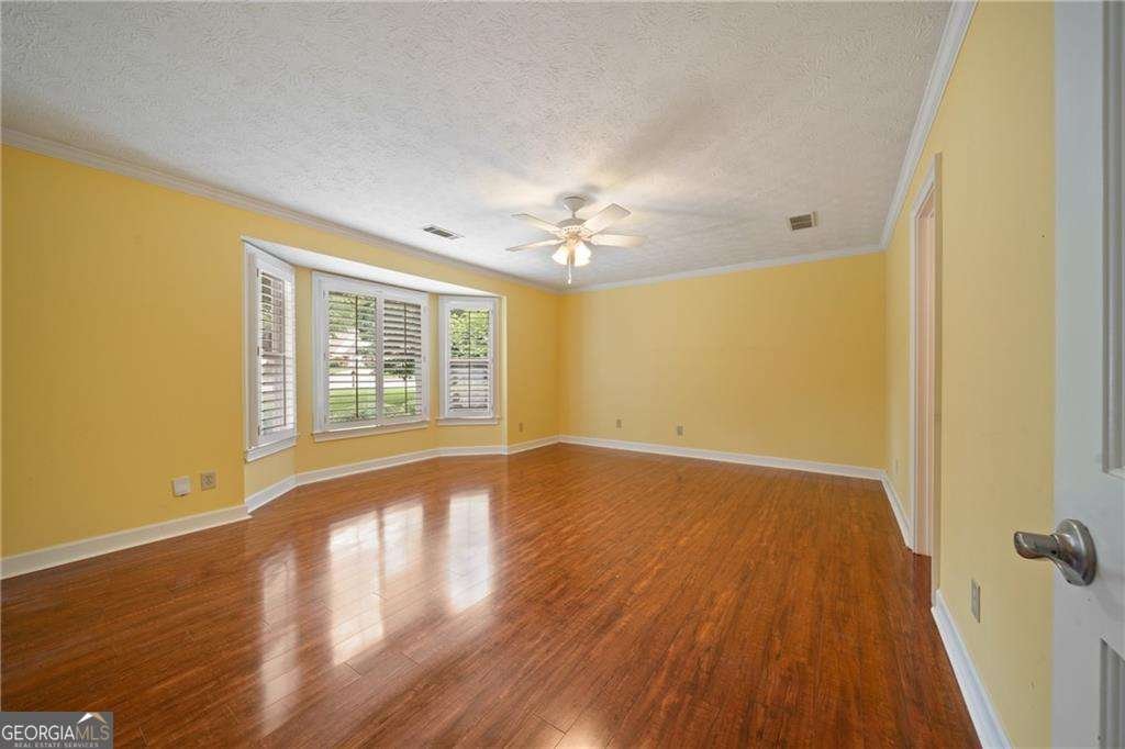 300 Brickleberry Drive Roswell - Photo 27