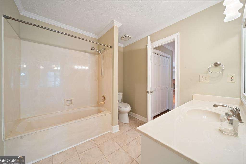 300 Brickleberry Drive Roswell - Photo 31
