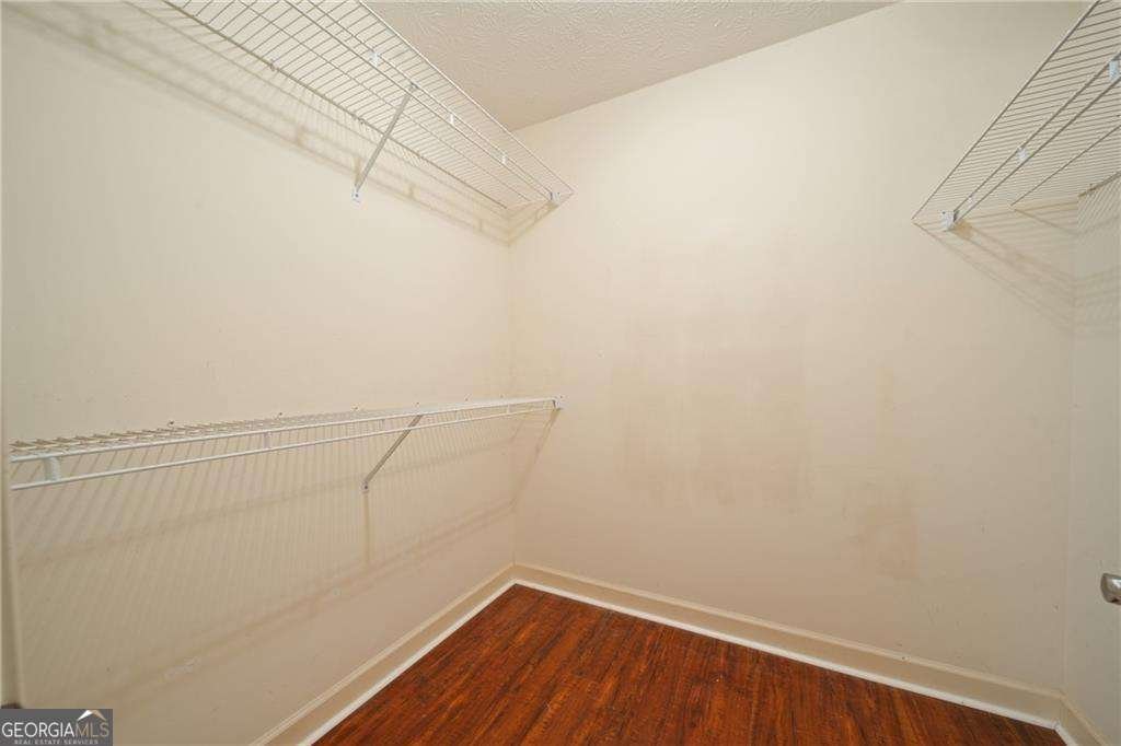 300 Brickleberry Drive Roswell - Photo 32