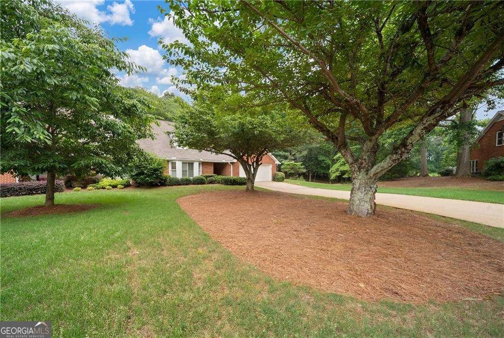 300 Brickleberry Drive Roswell - Photo 41