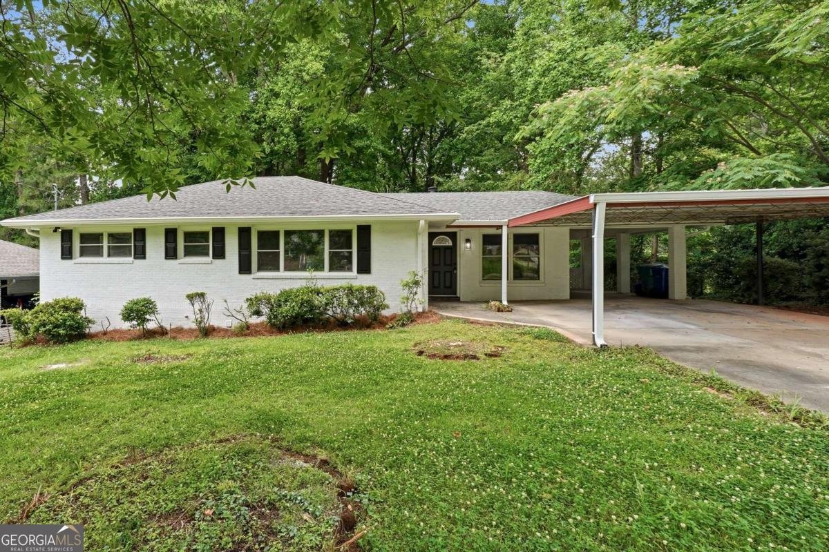2167 Cloverdale Drive Atlanta - main photo