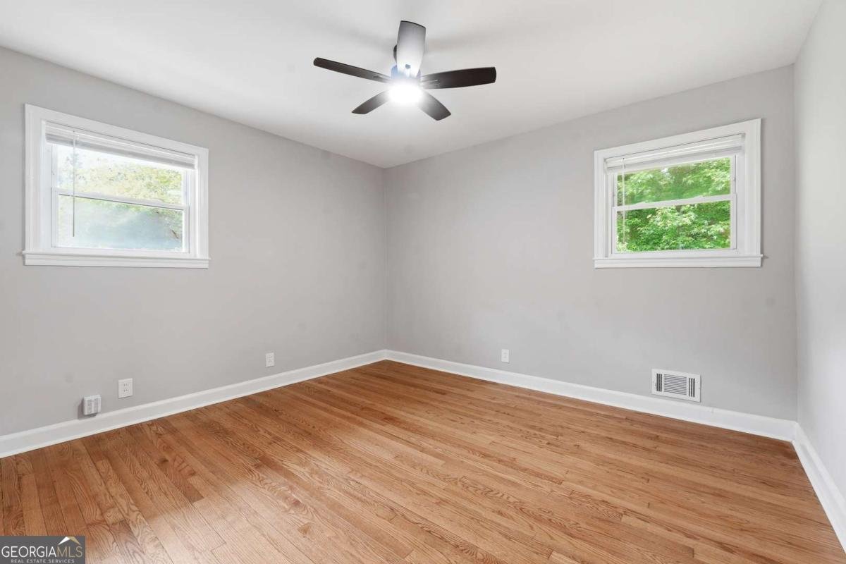 2167 Cloverdale Drive Atlanta - Photo 14