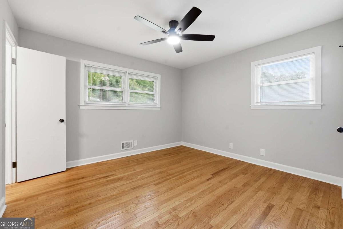 2167 Cloverdale Drive Atlanta - Photo 17