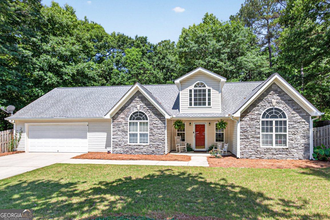 6020 Fieldwood Lane Loganville - main photo