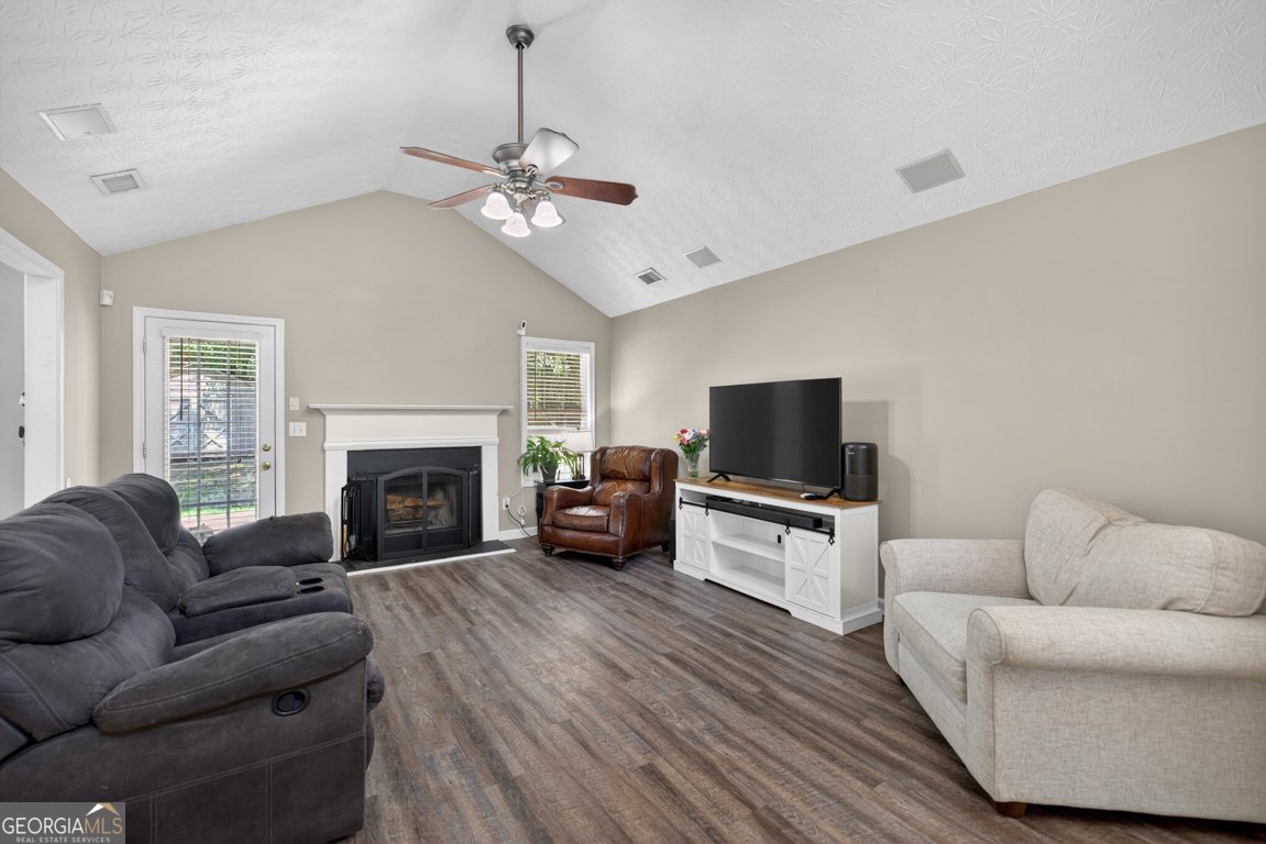 6020 Fieldwood Lane Loganville - Photo 10