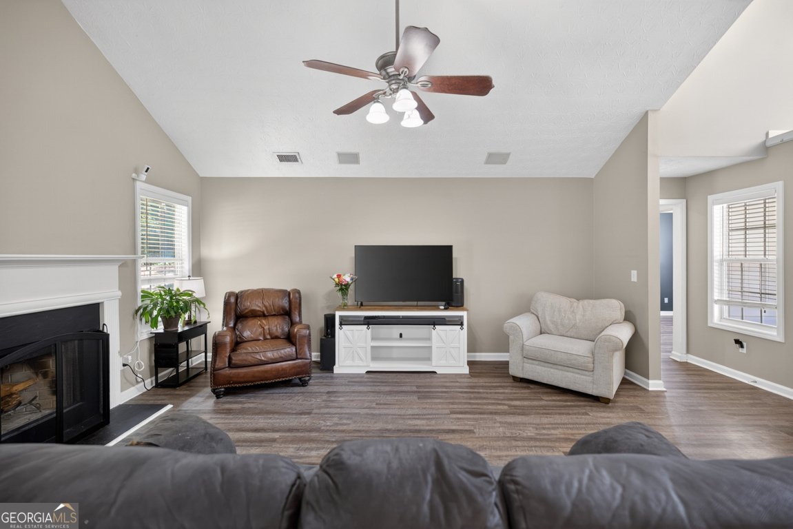 6020 Fieldwood Lane Loganville - Photo 11