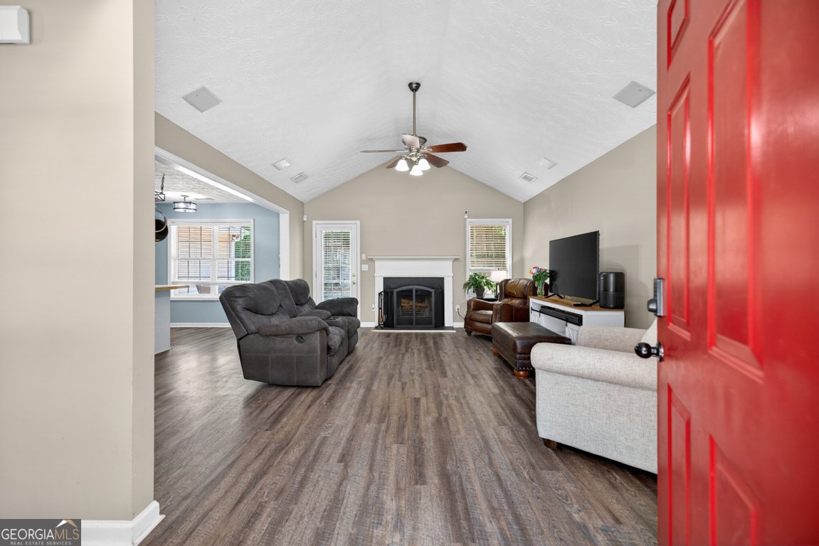 6020 Fieldwood Lane Loganville - Photo 8