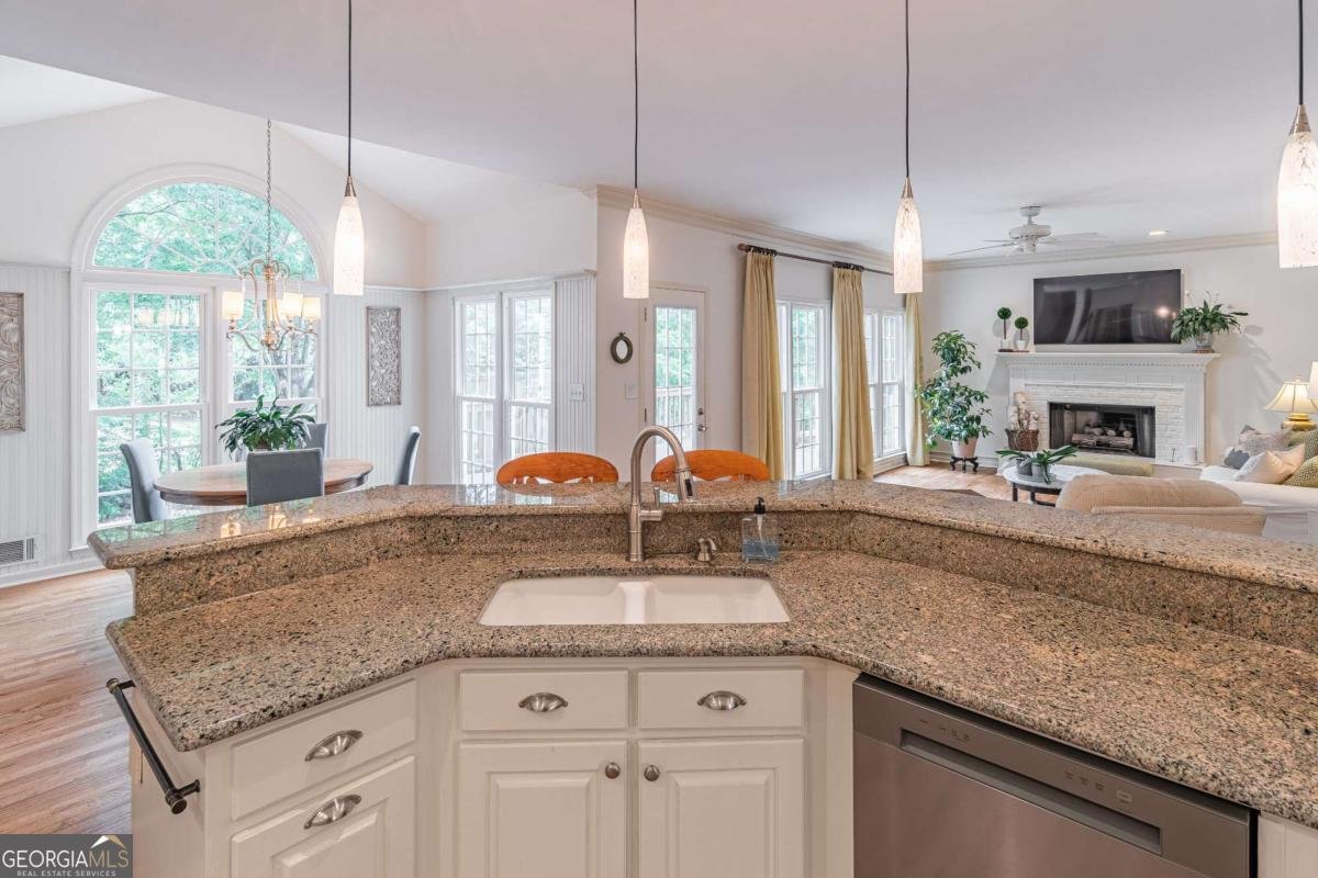 2541 Kenswick Circle Lawrenceville - Photo 21