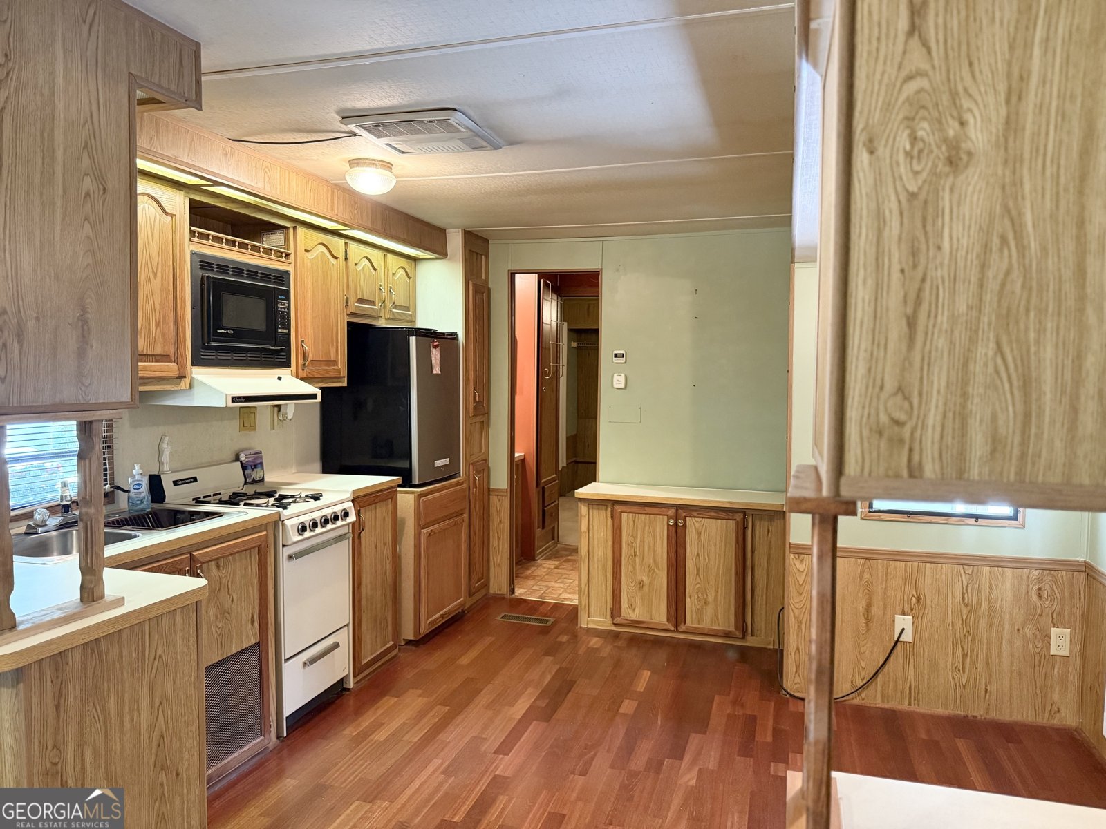 151 Cindy Parkway Cleveland - Photo 13