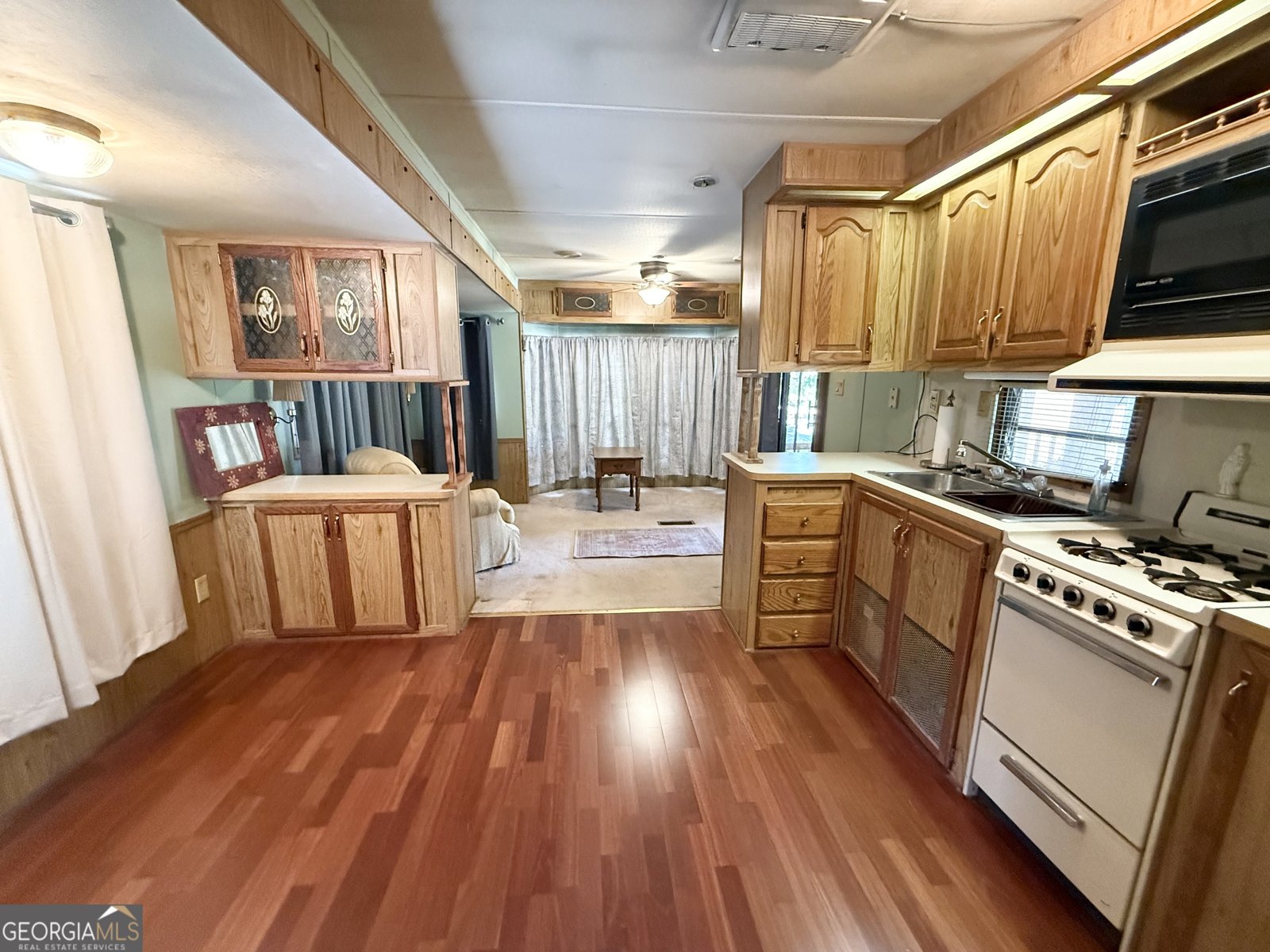 151 Cindy Parkway Cleveland - Photo 9