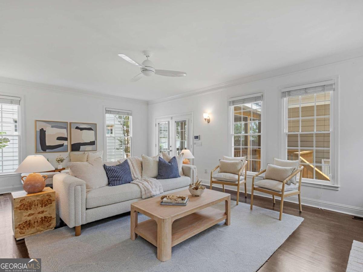 1452 Sylvan Circle Atlanta - Photo 10