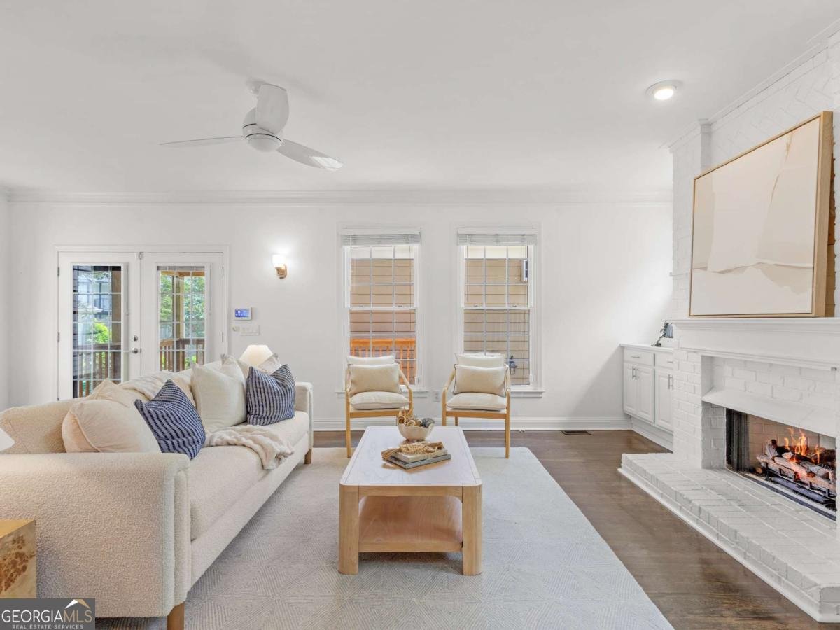 1452 Sylvan Circle Atlanta - Photo 11