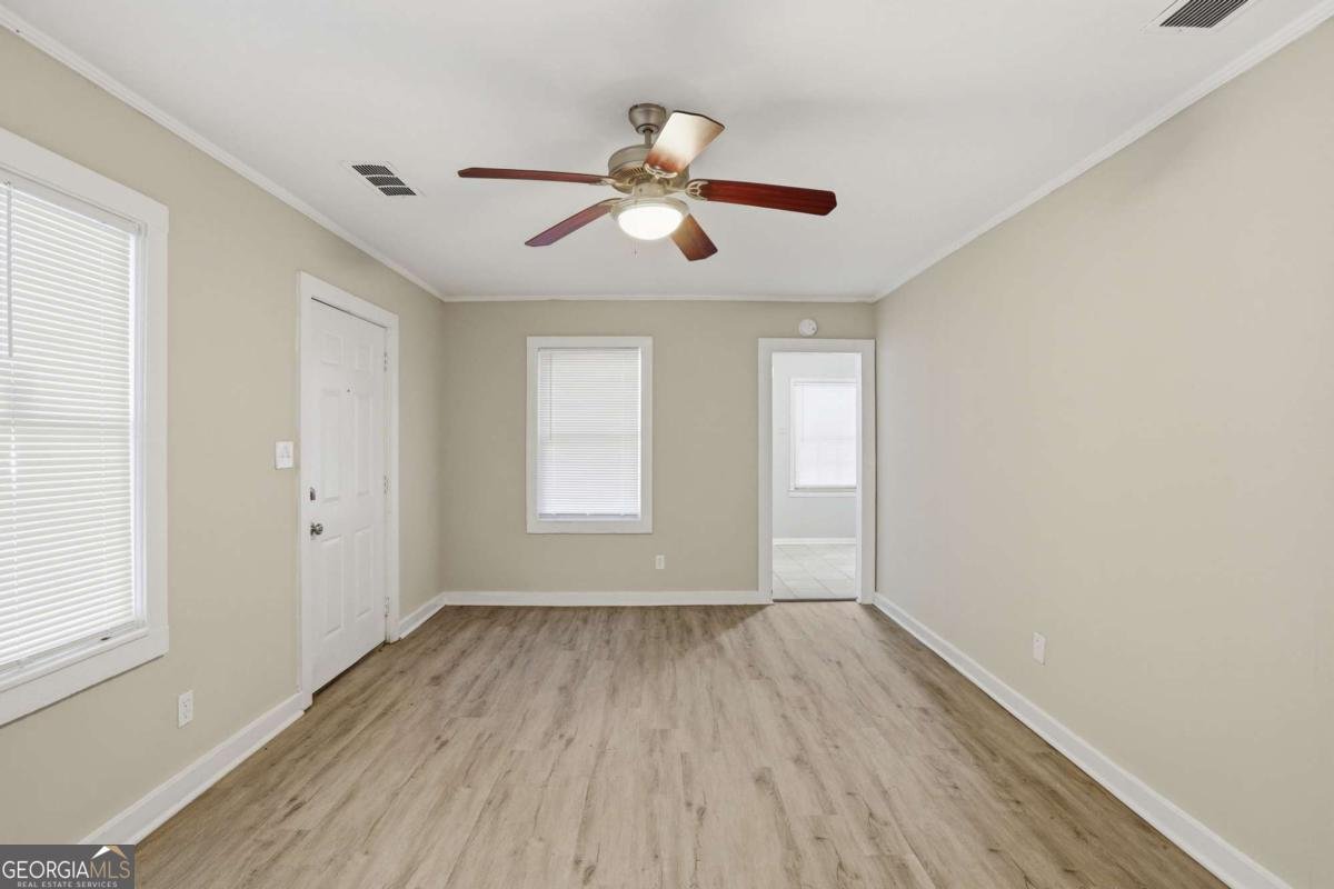 2275 Old Spring Road Smyrna - Photo 6