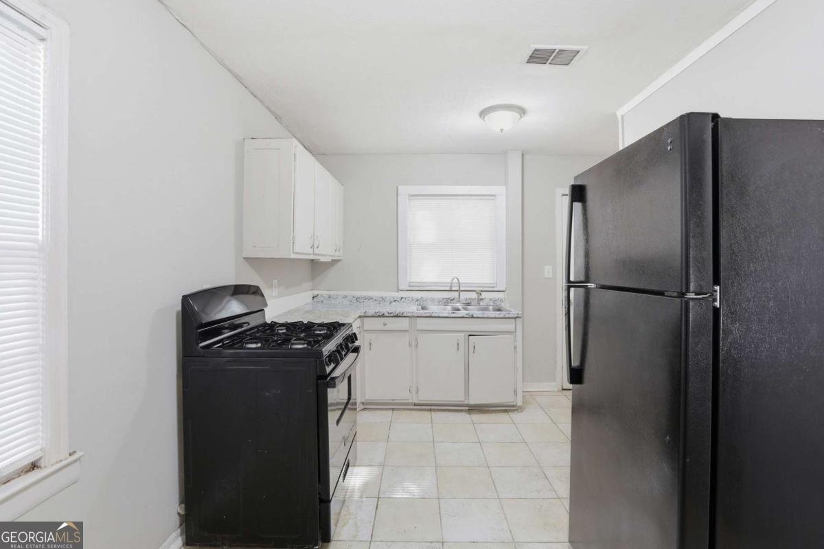 2275 Old Spring Road Smyrna - Photo 8