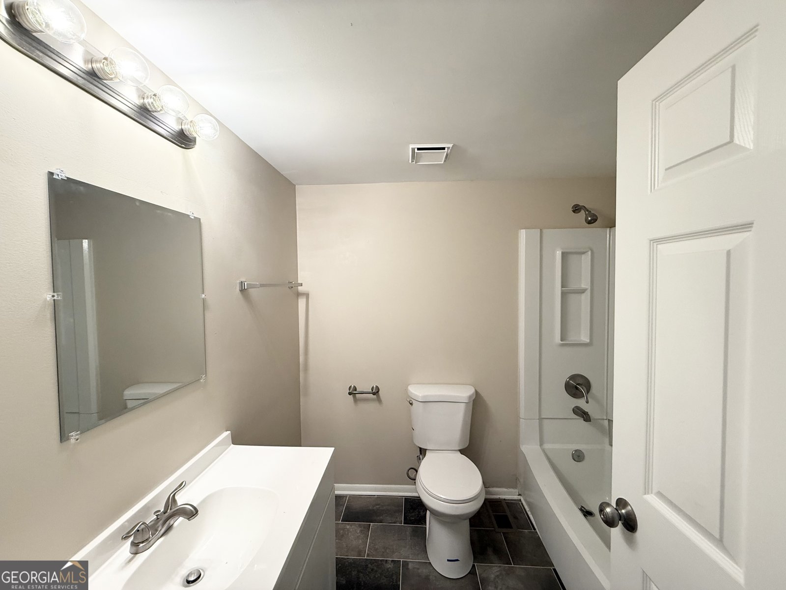 2039 RAINTREE Place Lithonia - Photo 8