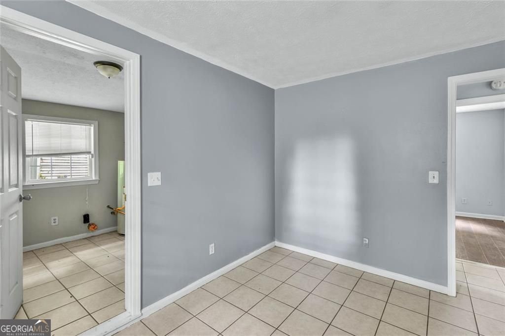 281 Valley Lake Drive Stone Mountain - Photo 12