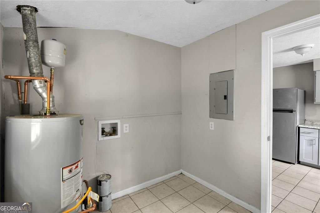 281 Valley Lake Drive Stone Mountain - Photo 14