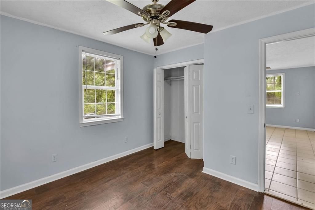 281 Valley Lake Drive Stone Mountain - Photo 18