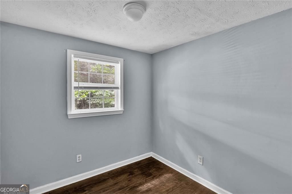 281 Valley Lake Drive Stone Mountain - Photo 27
