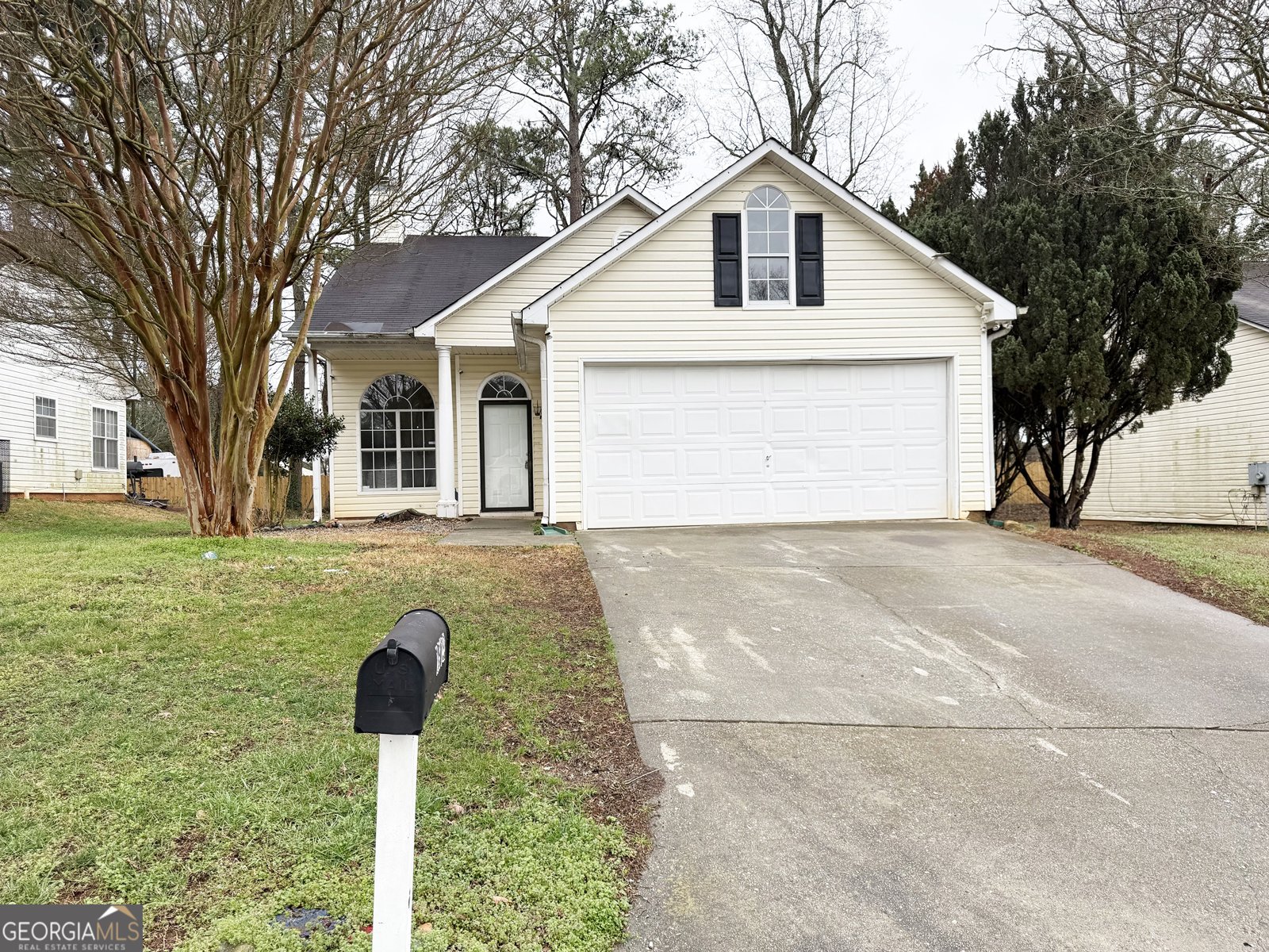 1603 Isleworth Circle Atlanta - main photo