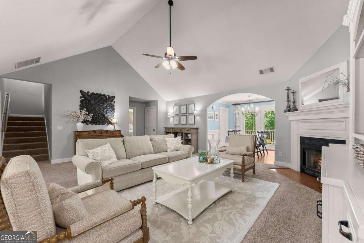 6049 Green Tree Lane Gainesville - Photo 11