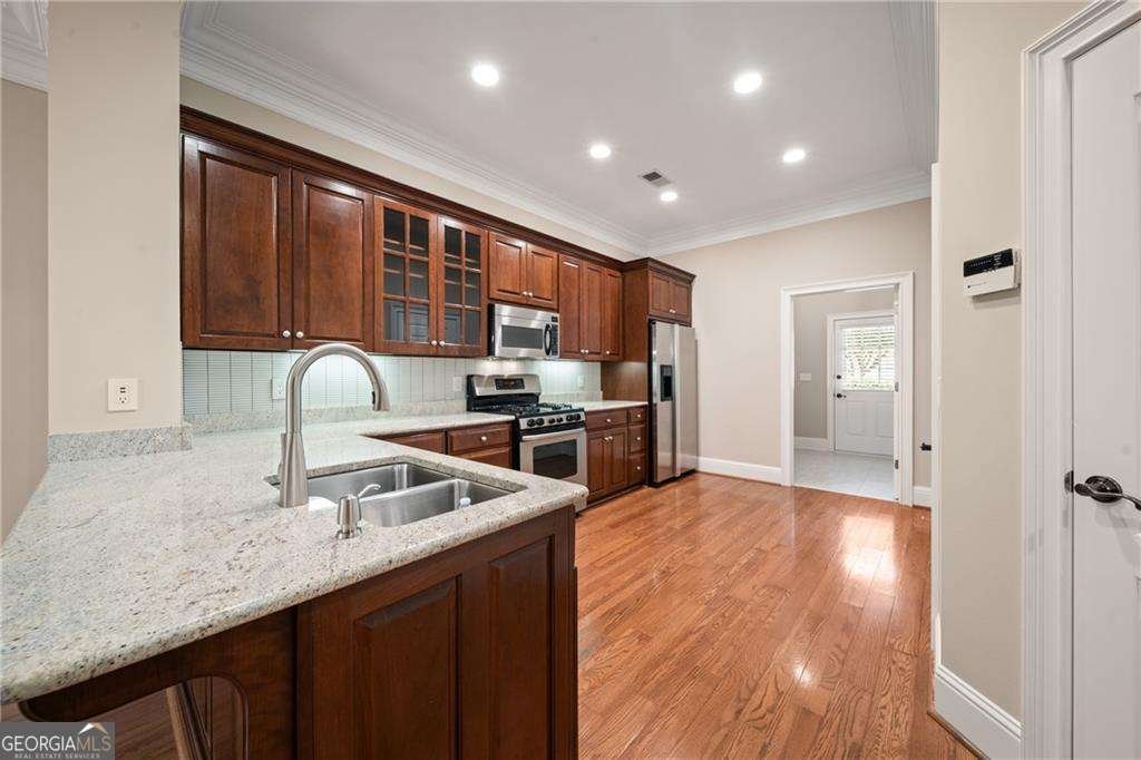 8440 Parker Place Roswell - Photo 13