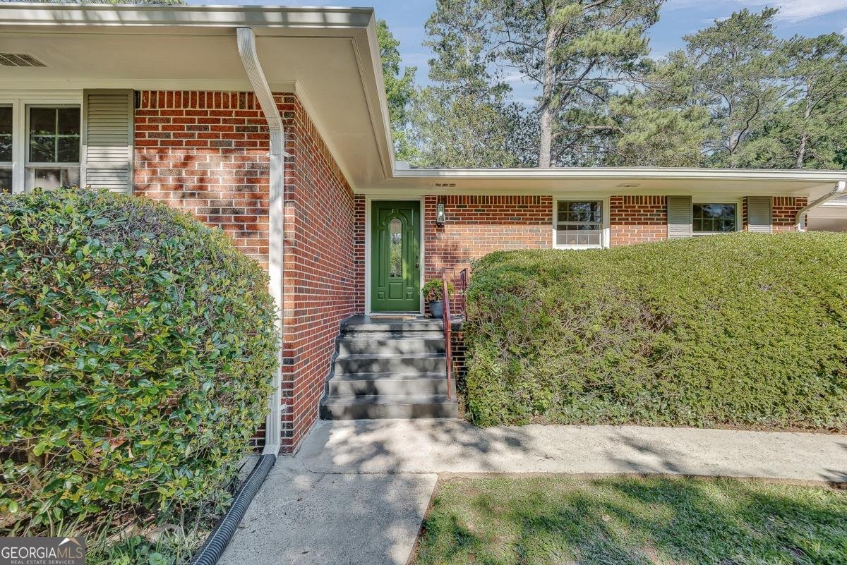 1275 Oak Grove Drive Decatur - main photo