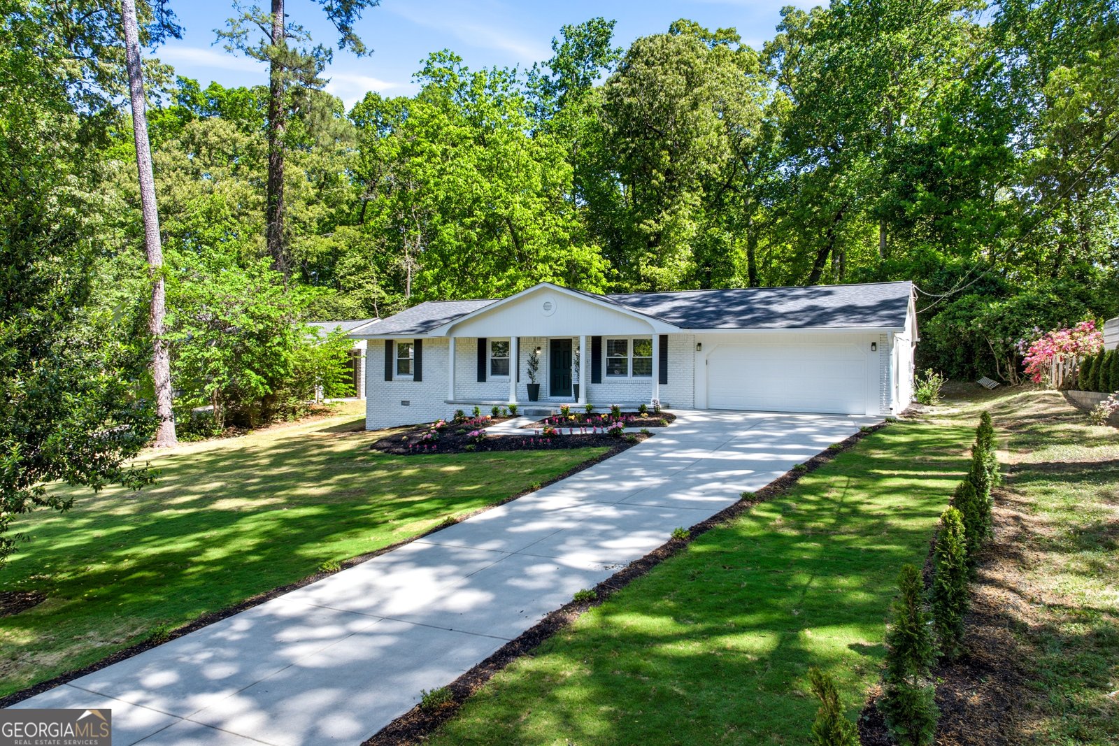 46 Hunting Creek Drive Marietta - main photo