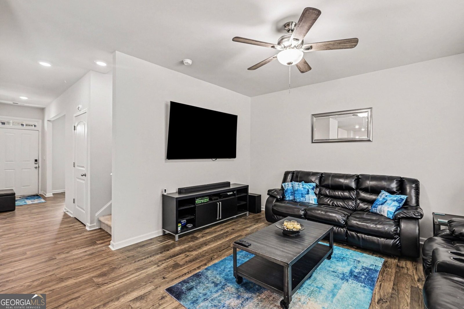 8233 Bluewater Drive Fairburn - Photo 11